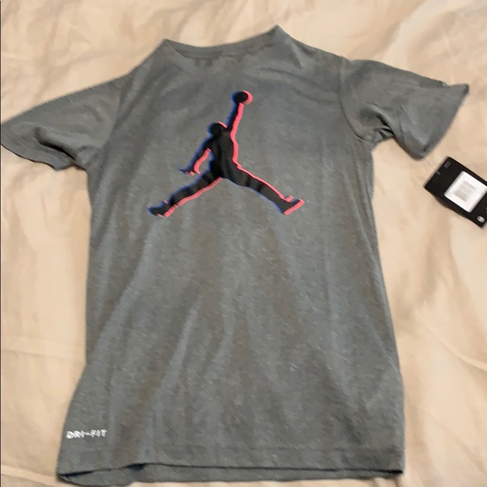 Boys size large Nike Jordan shirt